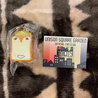 ユニゾンスクエアガーデン(UNISON SQUARE GARDEN)のしょくぱんくんとUSG会員ピンバッヂ(ミュージシャン)