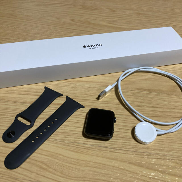 シルバー/レッド 【未使用】Apple Watch Series 3 (GPSモデル)42mm