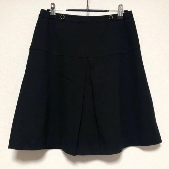 ViS(ヴィス)のVIS  黒　スカート レディースのスカート(ひざ丈スカート)の商品写真