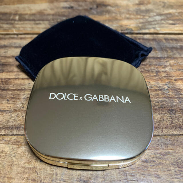 DOLCE&GABBANA(ドルチェアンドガッバーナ)のドルチェ＆ガッバーナ　ジ.アイシャドウ　クワッド　146 コスメ/美容のベースメイク/化粧品(アイシャドウ)の商品写真