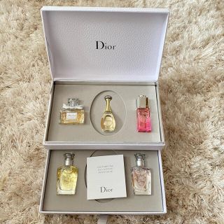 ディオール(Dior)の【Dior】ミニ香水セット◆新品未使用(香水(女性用))