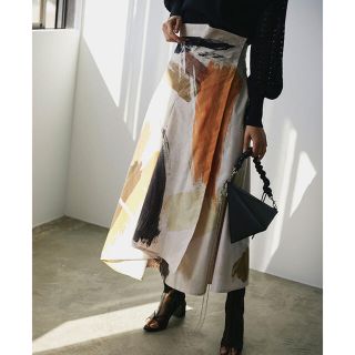 アメリヴィンテージ(Ameri VINTAGE)のAmeri VINTAGE LOUISE ART SKIRT(ロングスカート)