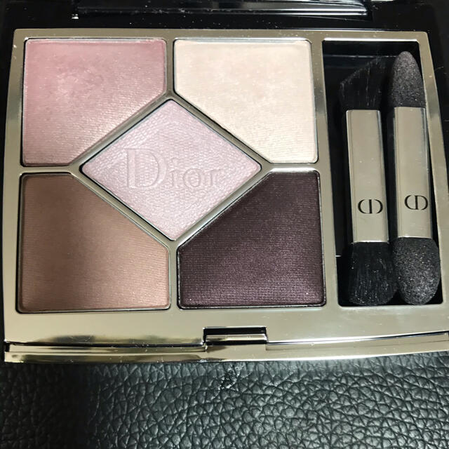 Dior(ディオール)のDior サンククルールクチュール 伊勢丹限定　639 ブルーミングブーケ コスメ/美容のベースメイク/化粧品(アイシャドウ)の商品写真