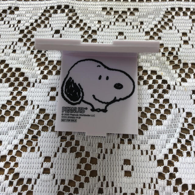 SNOOPY(スヌーピー)の新品未使用 スヌーピーのコンパクトミラー レディースのファッション小物(ミラー)の商品写真