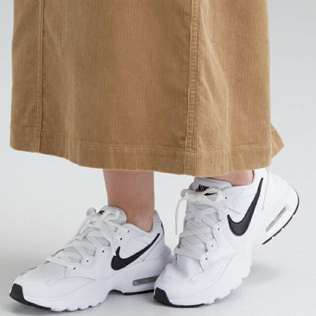 BEAUTY&YOUTH UNITED ARROWS(ビューティアンドユースユナイテッドアローズ)のNIKE AIR MAX SC ユナイテッドアローズ レディースの靴/シューズ(スニーカー)の商品写真