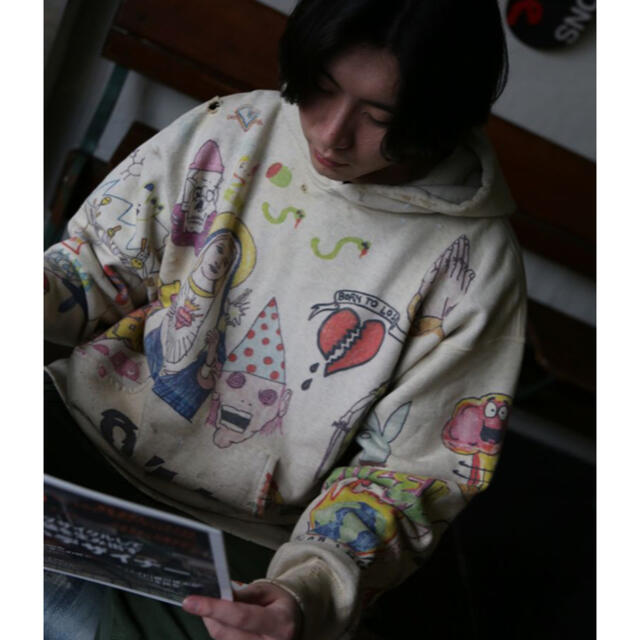 雑誌で紹介された LADY MADE セイントマイケル hoodie graffiti