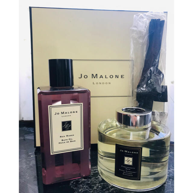 Jo Malone(ジョーマローン)のジョーマローン  ディフューザー　バスオイルセット コスメ/美容のリラクゼーション(その他)の商品写真