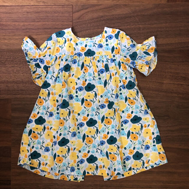 Boden(ボーデン)のマークス＆スペンサー  花柄ワンピース　83 キッズ/ベビー/マタニティのベビー服(~85cm)(ワンピース)の商品写真