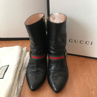 Gucci - グッチ ショートブーツ 袋 箱付きの通販 by あんず's shop