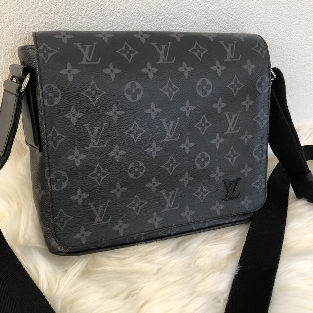 LOUIS VUITTON(ルイヴィトン)のLOUISVUITTON★ルイヴィトンエクリプスディストリクトショルダー メンズのバッグ(ショルダーバッグ)の商品写真