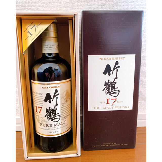 サントリー ウイスキー 響17年 新品未開封 箱付き サントリー ウイスキー 響17年 新品未開封 箱付き