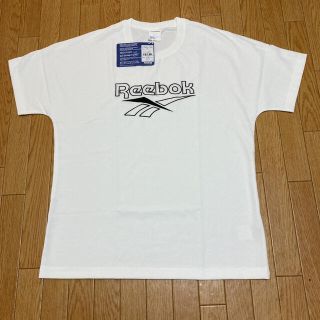 リーボック(Reebok)の【新品未使用】リーボック ベクター Tシャツ 白　Oサイズ　 ロゴTシャツ(Tシャツ/カットソー(半袖/袖なし))