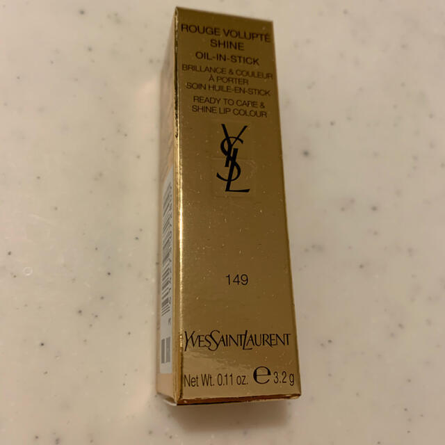 Yves Saint Laurent Beaute(イヴサンローランボーテ)の【新品】YSL ルージュ　ヴォリュプテ　シャイン　149  ヌ　ヴォリュプテュ コスメ/美容のベースメイク/化粧品(口紅)の商品写真