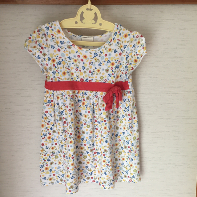 LAURA ASHLEY(ローラアシュレイ)の半袖ワンピース キッズ/ベビー/マタニティのキッズ服女の子用(90cm~)(ワンピース)の商品写真