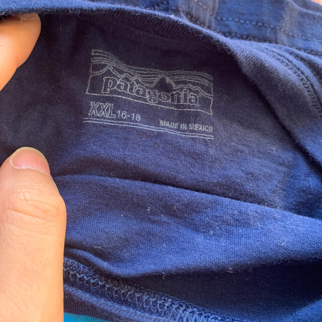 patagonia(パタゴニア)のパタゴニア　ボーイズ XXL ロンT 紺色　長袖 レディースのトップス(Tシャツ(長袖/七分))の商品写真