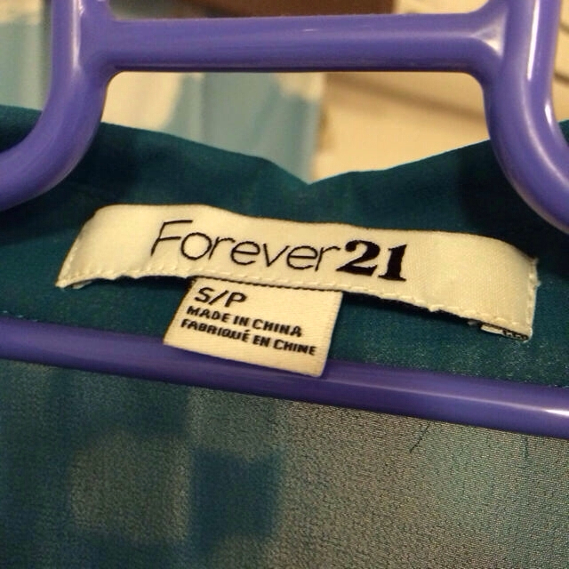 FOREVER 21(フォーエバートゥエンティーワン)のForever21☆シースルーシャツ レディースのトップス(シャツ/ブラウス(長袖/七分))の商品写真