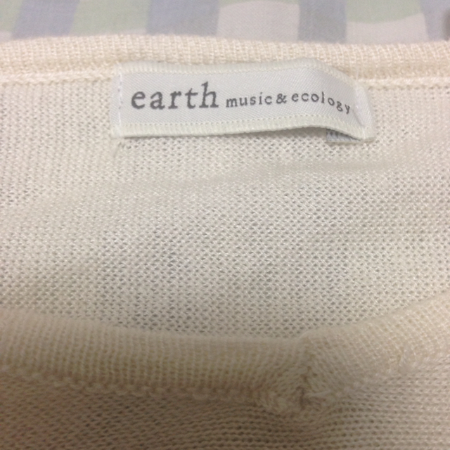 earth music & ecology(アースミュージックアンドエコロジー)のearth新品ニット 送料込み レディースのトップス(ニット/セーター)の商品写真