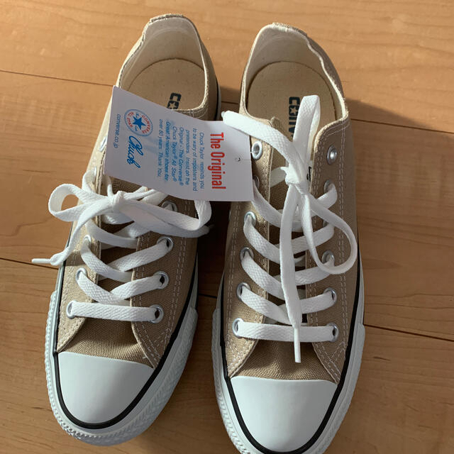 CONVERSE(コンバース)のコンバース　オールスター　ベージュ　新品未使用　24.5cm レディースの靴/シューズ(スニーカー)の商品写真