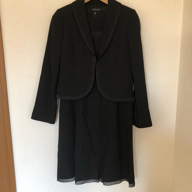 Mariko Kohga(マリココウガ)のレディース喪服 レディースのフォーマル/ドレス(礼服/喪服)の商品写真