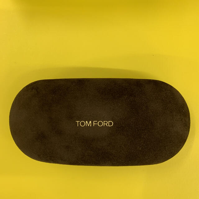 TOM FORD(トムフォード)のトムフォードメガネケース(箱付き) メンズのファッション小物(サングラス/メガネ)の商品写真