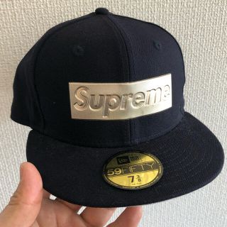 シュプリーム(Supreme)のsupreme boxlogo gold newera navy  7 3/8(キャップ)