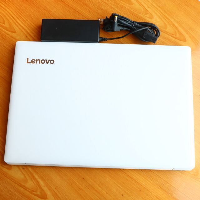 Lenovo(レノボ)のLenovo 2019製 WEBカメラ/バッテリー4時間表示/初心者にオススメ スマホ/家電/カメラのPC/タブレット(ノートPC)の商品写真