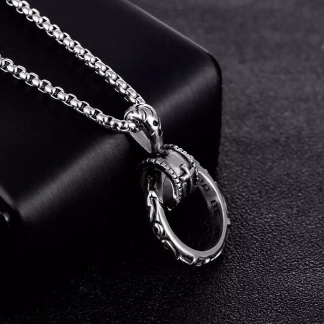 最高級 メンズ リング ネックレス 2連 ブラック シンプル かっこいいの通販 By たか S Shop ラクマ 最高級 メンズ リング ネックレス 2連 ブラック シンプル かっこいいの通販 By たか S Shop ラクマ