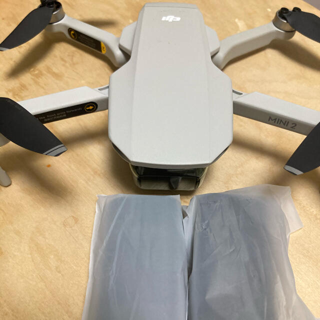 DJI MINI2 【中古】バッテリー3つ+バック付