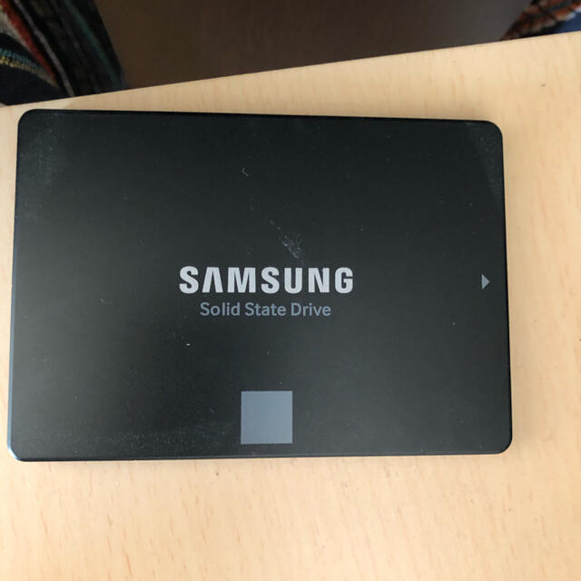 SAMSUNG(サムスン)のSamsung SSD 250GB スマホ/家電/カメラのPC/タブレット(PCパーツ)の商品写真