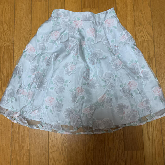 HONEYS(ハニーズ)の花柄　オーガンジー　スカート  レディースのスカート(ひざ丈スカート)の商品写真