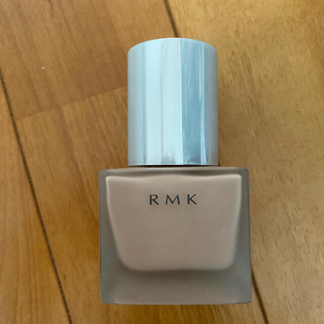 RMK(アールエムケー)のRMK ファンデーション202 コスメ/美容のベースメイク/化粧品(ファンデーション)の商品写真