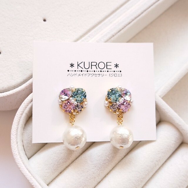 No 868 贅沢ご褒美 コットンパール ビジューピアス イヤリングの通販 By Kuroe ハンドメイドアクセサリー クロエ ラクマ No 868 贅沢ご褒美 コットンパール ビジューピアス イヤリングの通販 By Kuroe ハンドメイドアクセサリー クロエ ラクマ