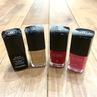 シャネル(CHANEL)の四つ葉様 専用 ☻SALE☻ CHANEL ネイルエナメル(マニキュア)