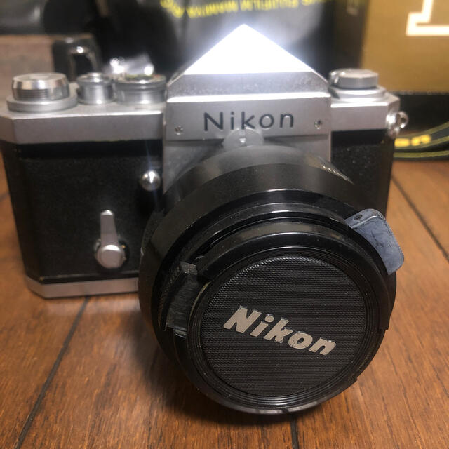 Nikon(ニコン)のNikonF 前期　Nikkor 50mm F1.4 メタルフードHS-9付き スマホ/家電/カメラのカメラ(フィルムカメラ)の商品写真