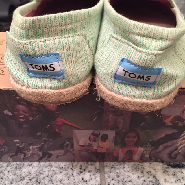 TOMS(トムズ)のTOMS🌴6.5 レディースの靴/シューズ(スリッポン/モカシン)の商品写真