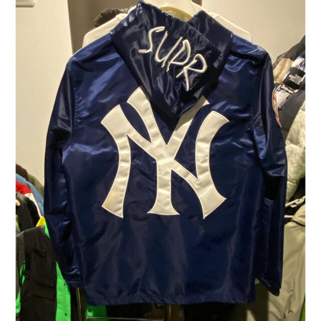 Supreme(シュプリーム)の専用　Supreme × Newyork Yankees メンズのトップス(その他)の商品写真