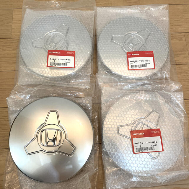 HONDA 純正N-One N-BOX ホイールハーフキャップ新品未使用 - 自動車 HONDA 純正N-One N-BOX ホイールハーフキャップ新品未使用 - 自動車