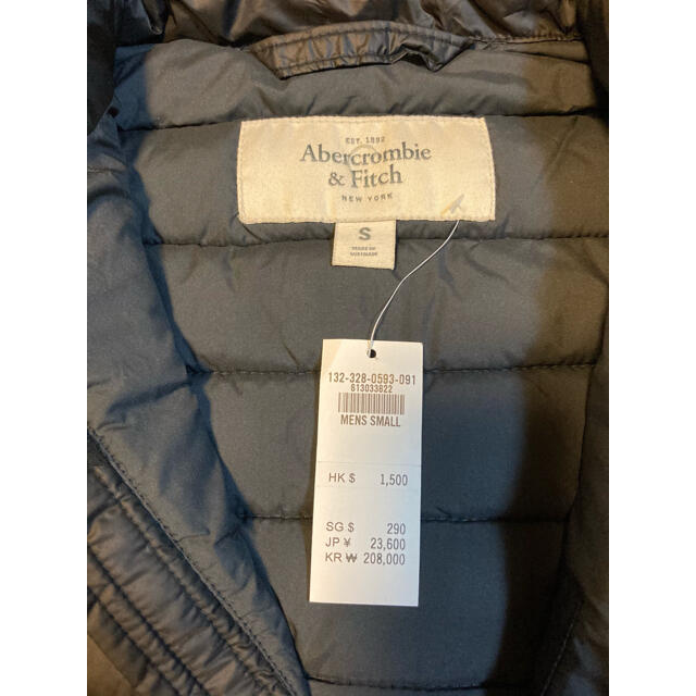 Abercrombie&Fitch(アバクロンビーアンドフィッチ)のJD様専用　アバクロ　ダウンジャケット　Sサイズ　未使用　タグ付き メンズのジャケット/アウター(ダウンジャケット)の商品写真