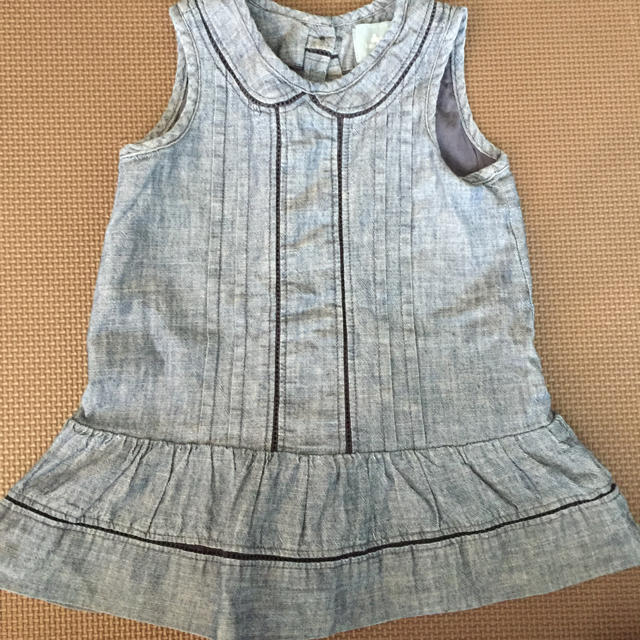 babyGAP(ベビーギャップ)のデニムワンピース  70㎝ キッズ/ベビー/マタニティのベビー服(~85cm)(ワンピース)の商品写真