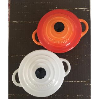 ルクルーゼ(LE CREUSET)のるる様専用　ル・クルーゼ ミニココット2つセット(食器)