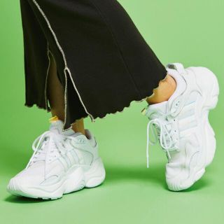 アディダス(adidas)のマグマ ランナー [Magmur Runner] アディダスオリジナルス(スニーカー)