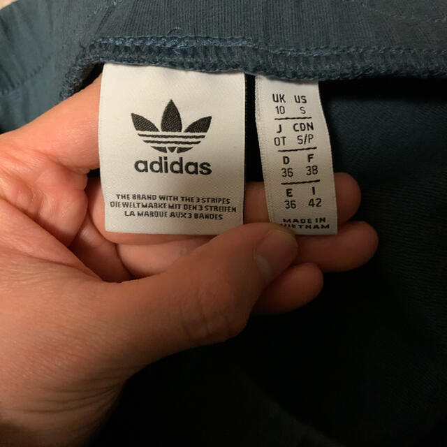 adidas(アディダス)の【adidas】古着タイトスカート　モスグリーン レディースのスカート(ロングスカート)の商品写真