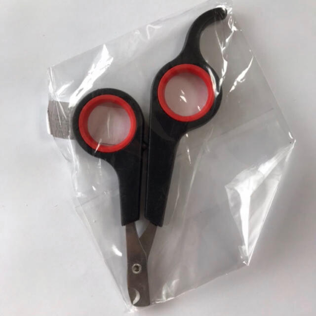 【新品*即日発送】ペット用 爪切り☆小動物に最適☆軽く扱い やすい☆ ブラック その他のペット用品(小動物)の商品写真