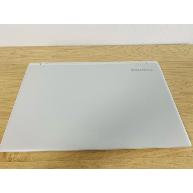 【綺麗なリュクスホワイト】　2016年製東芝ノートパソコン　dynabook
