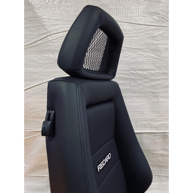 RECARO(レカロ)のレカロ RECARO LX-M 2脚セット セミオーダー シングルステッチ 自動車/バイクの自動車(汎用パーツ)の商品写真