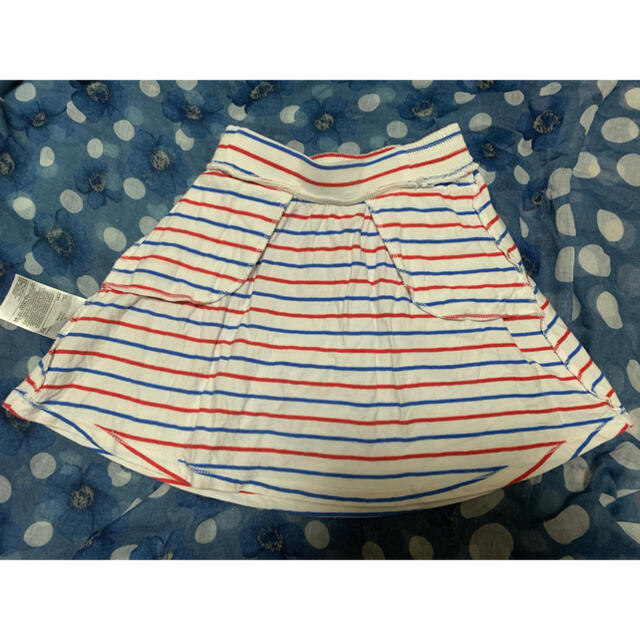 GAP Kids(ギャップキッズ)のGAP Kids  ボーダー　フレアスカート  120cm キッズ/ベビー/マタニティのキッズ服女の子用(90cm~)(スカート)の商品写真