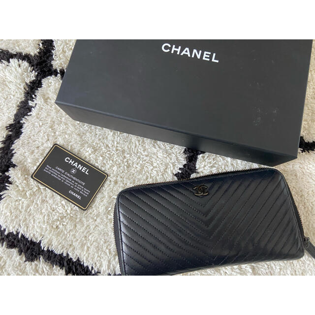 CHANEL オールブラック長財布