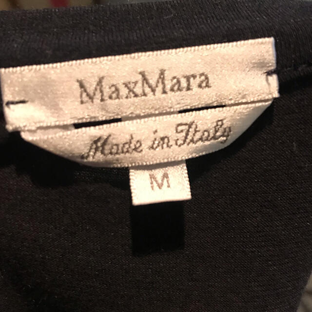 Max Mara(マックスマーラ)のMaxmara マックスマーラ　ボタンデザイントップス　BLACK レディースのトップス(シャツ/ブラウス(半袖/袖なし))の商品写真