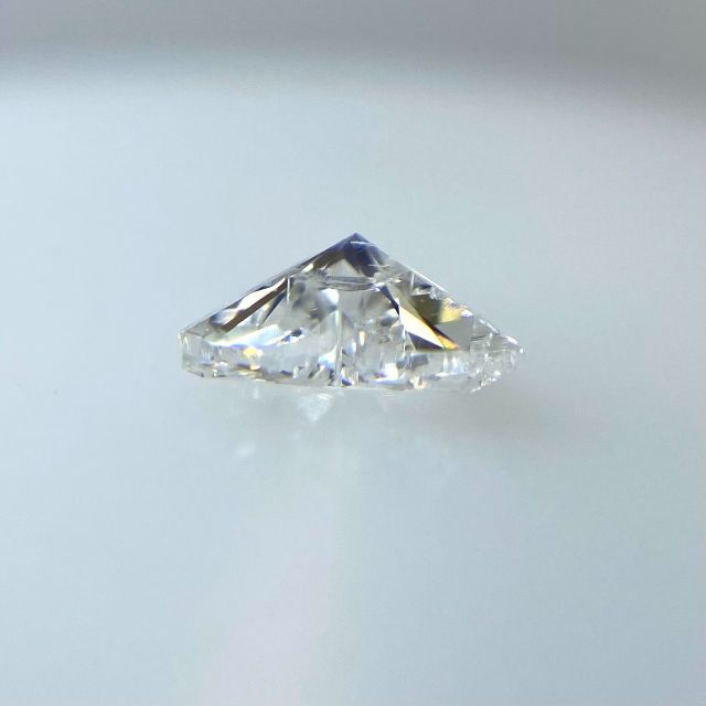 ダイヤモンド！LOTUS蓮の花！E SI2 0.326ct RT0572 CGL