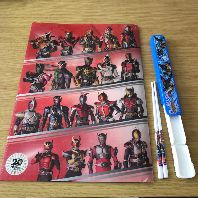 仮面ライダー　ジオウ　ビルド　お箸セット　ファイル エンタメ/ホビーのおもちゃ/ぬいぐるみ(キャラクターグッズ)の商品写真